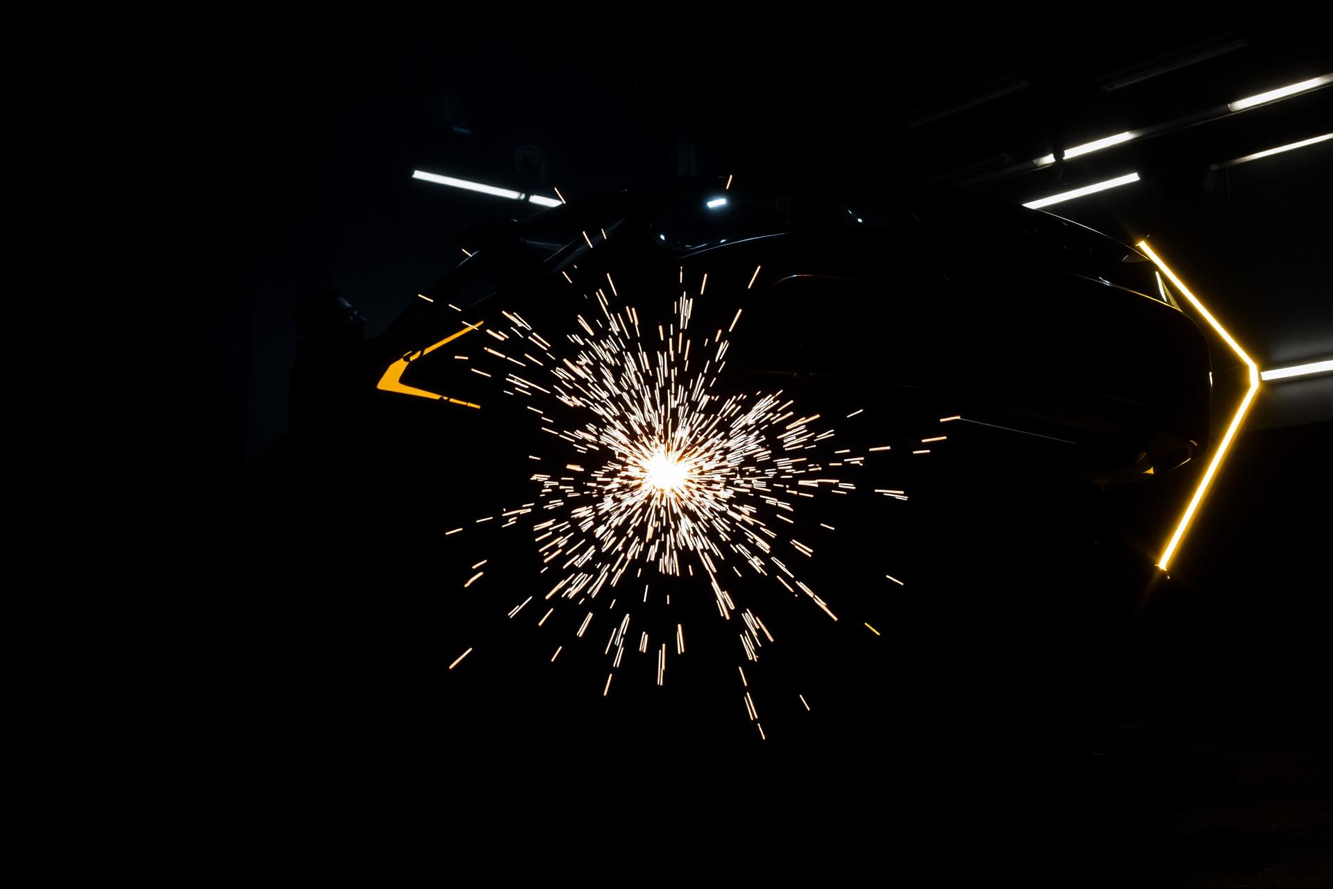 Lightning Service auto repair garage